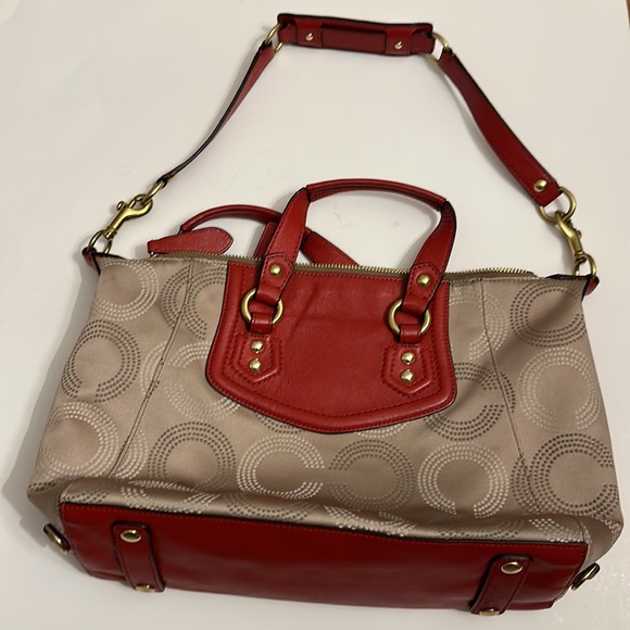 Coach Handbag - Picture 2 of 8